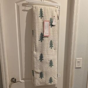 Cupcakes And Cashmere Tree Oversized Throw Blanket 50"x70"